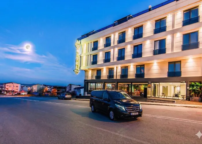 Heaven Premium Hotel Restaurant & Airport Shuttle Arnavutkoy